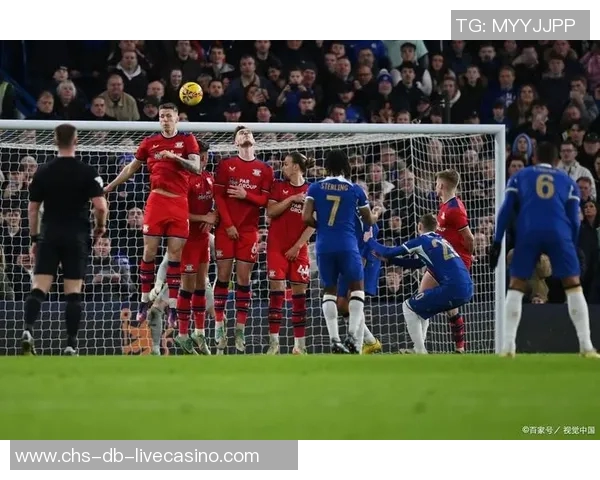 英超联赛激战正酣球迷热情高涨期待精彩赛事回顾与分析